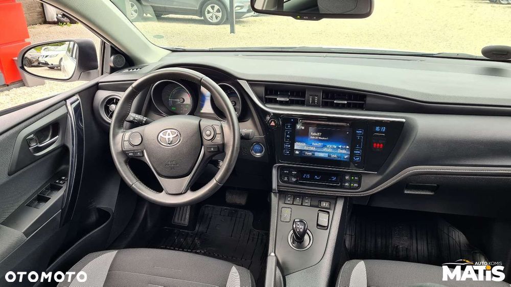 Toyota Auris - 24