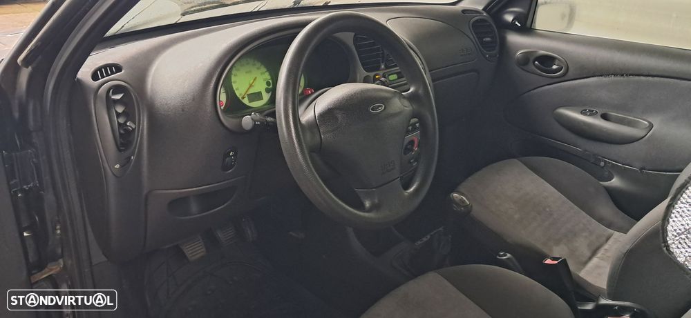 Ford Fiesta 1.25 Techno - 5
