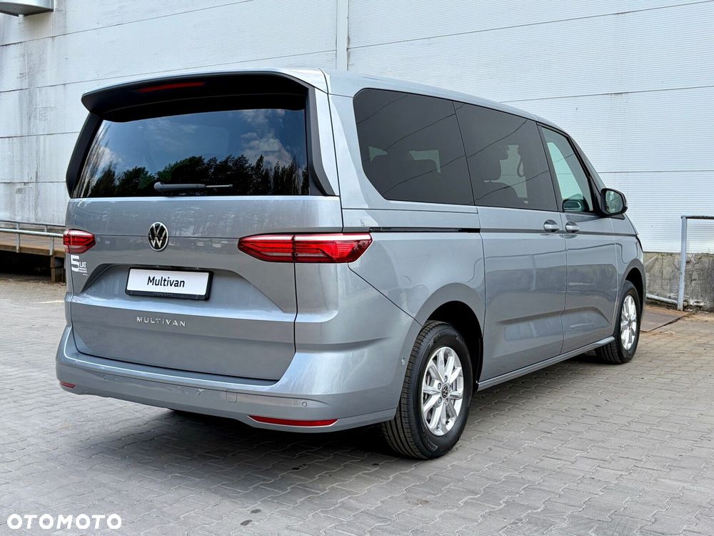 Volkswagen Multivan - 14