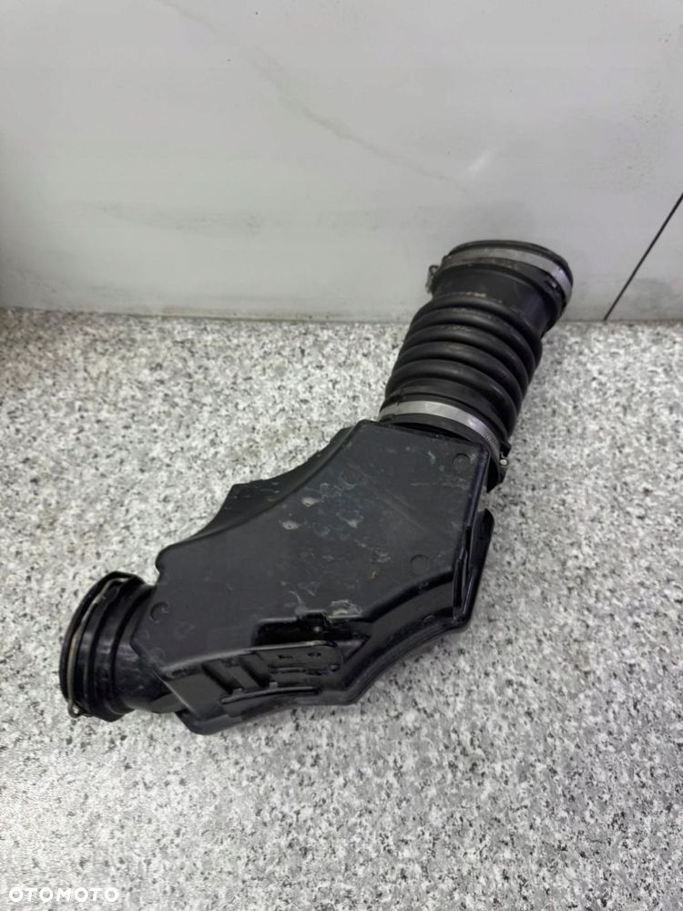 rezonator rura powietrza volvo xc40 2017-2024 2.0 b4 32298336 - 5