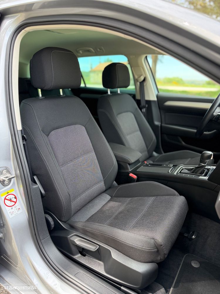 VW Passat Variant 1.5 TSI Confortline DSG - 48