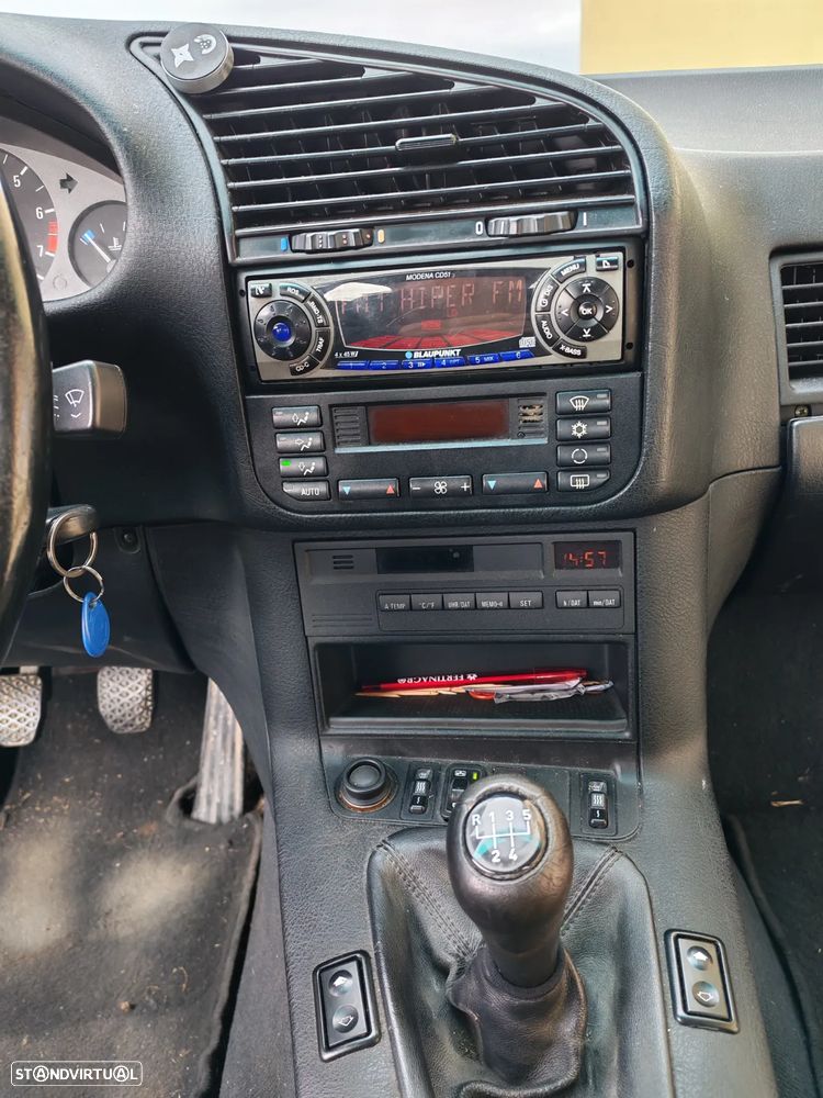 BMW 318 iS Coupé - 7