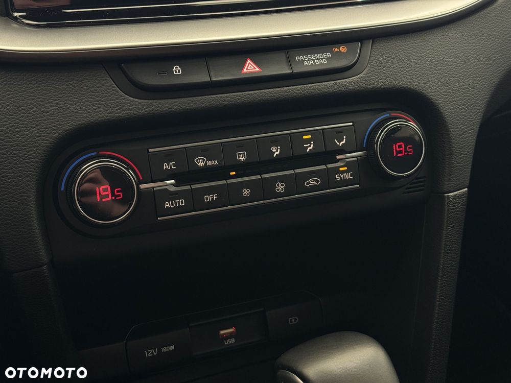 Kia Ceed 1.5 T-GDI M DCT - 30