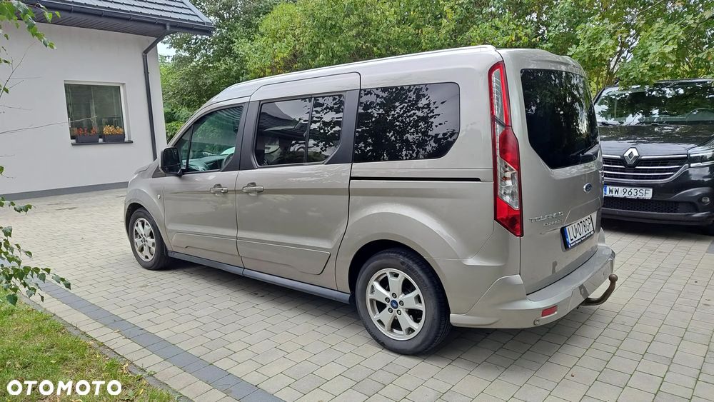 Ford Tourneo Connect Grand - 9