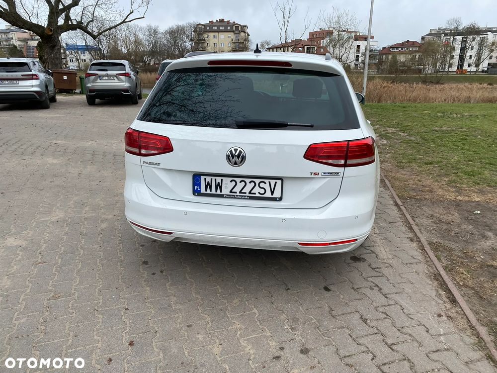 Volkswagen Passat - 5