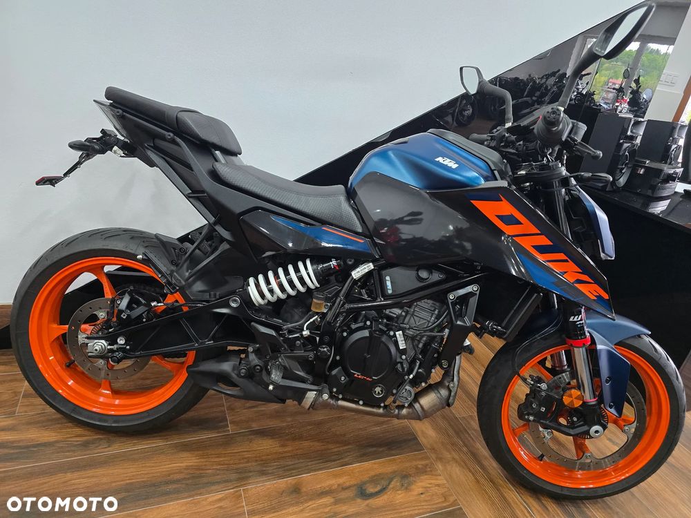 KTM Duke - 30