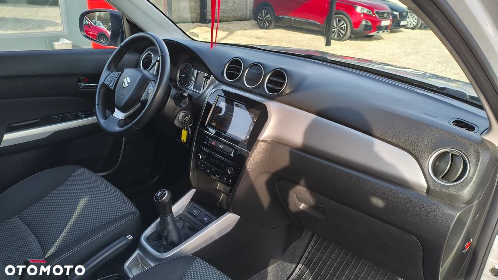 Suzuki Vitara 1.6 (4x2) Comfort - 26