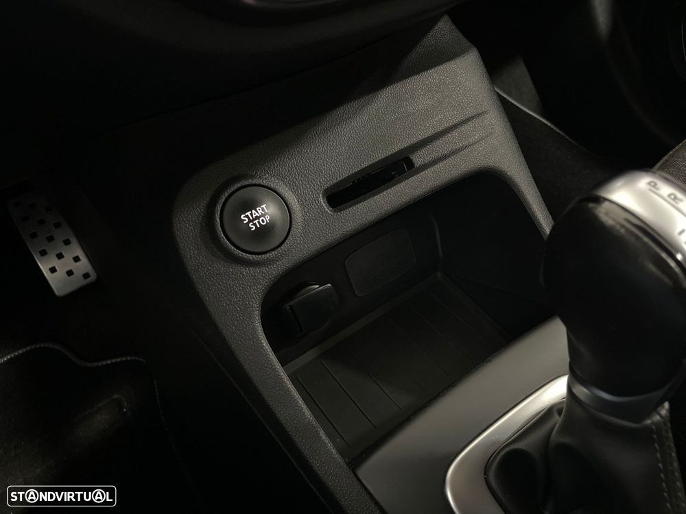 Renault Captur 1.5 dCi Exclusive EDC - 46