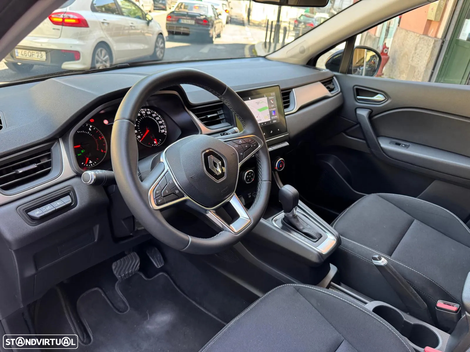 Renault Captur 1.5 dCi Exclusive EDC - 13