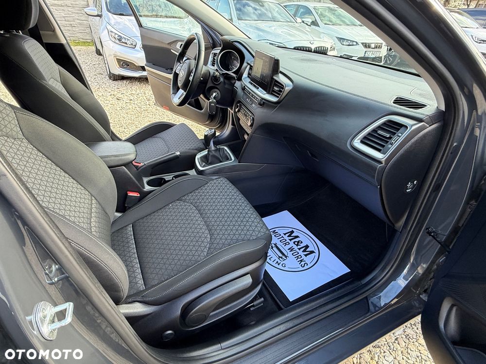 Kia Ceed 1.4 Vision - 27