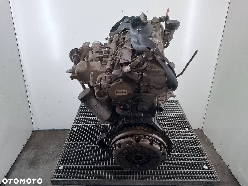 SILNIK SSANGYONG REXTON 665925 2.7 XDI - 5