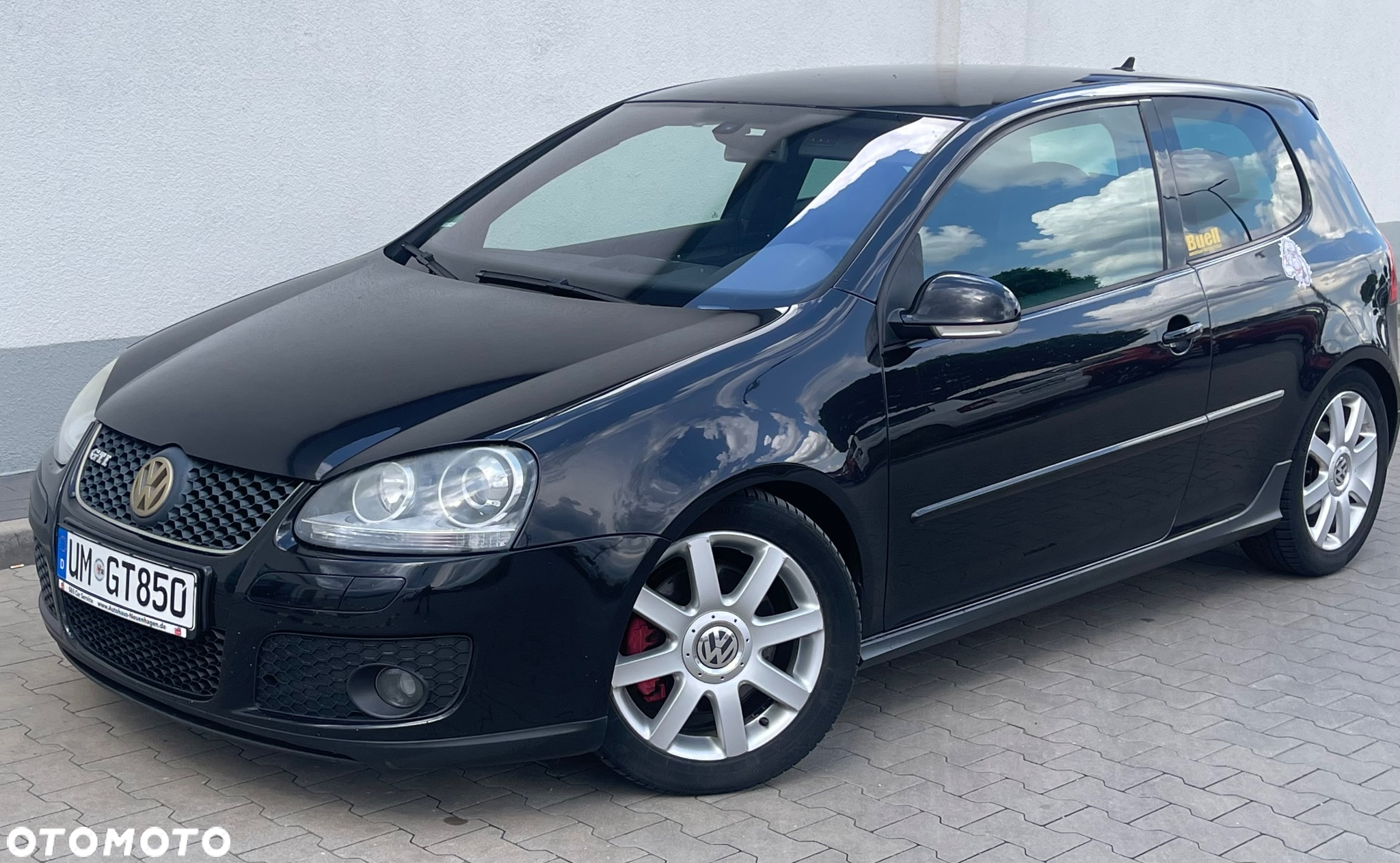 Volkswagen Golf - 8