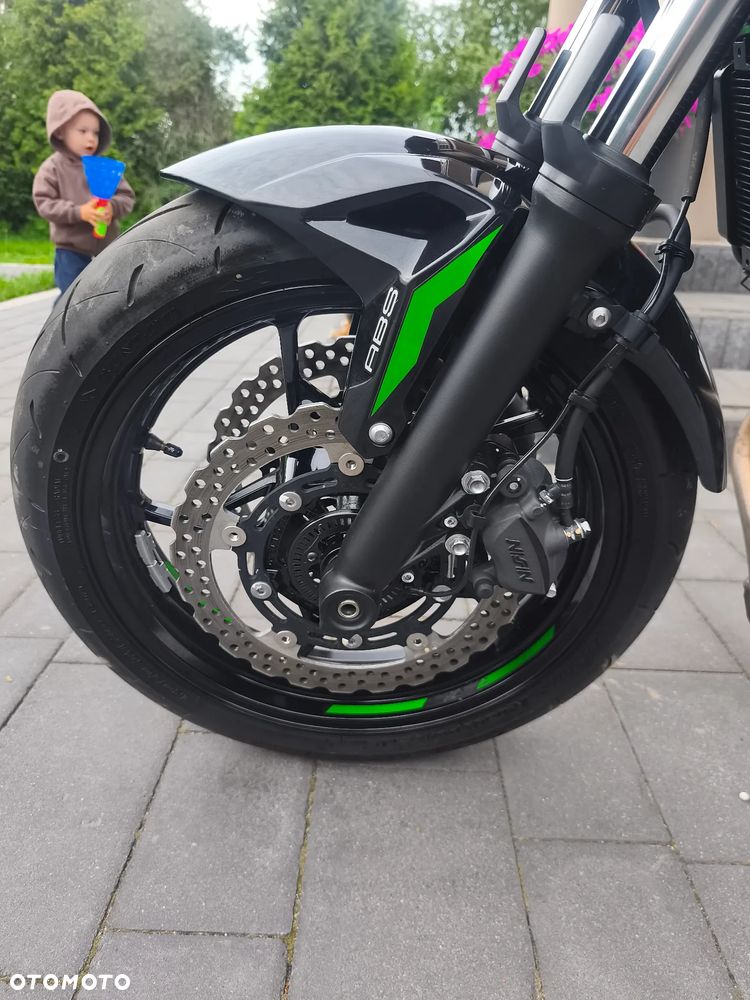 Kawasaki Z 650 - 22