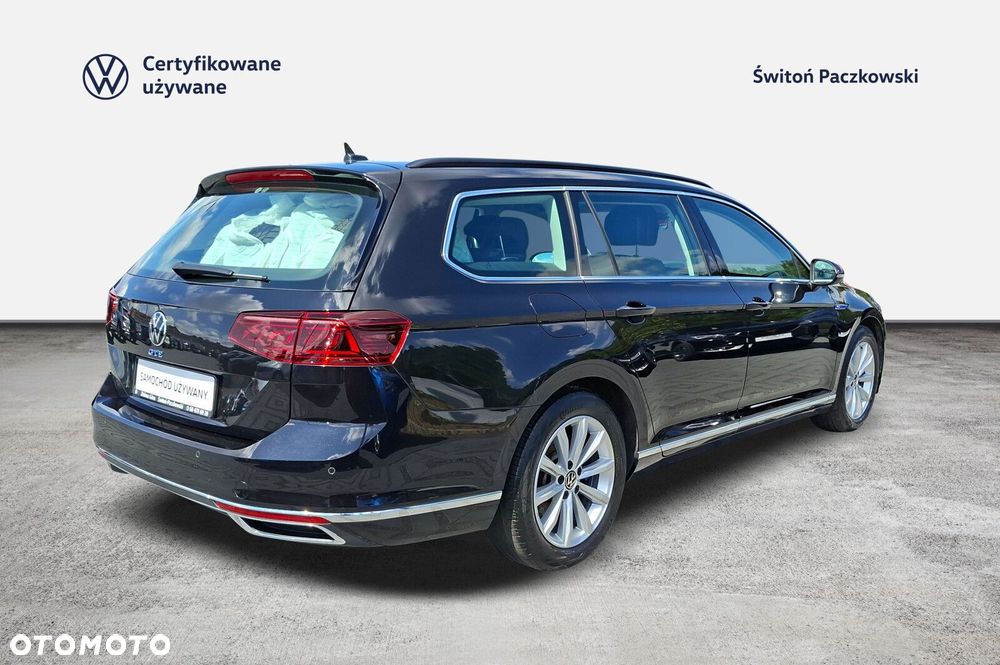Volkswagen Passat - 6