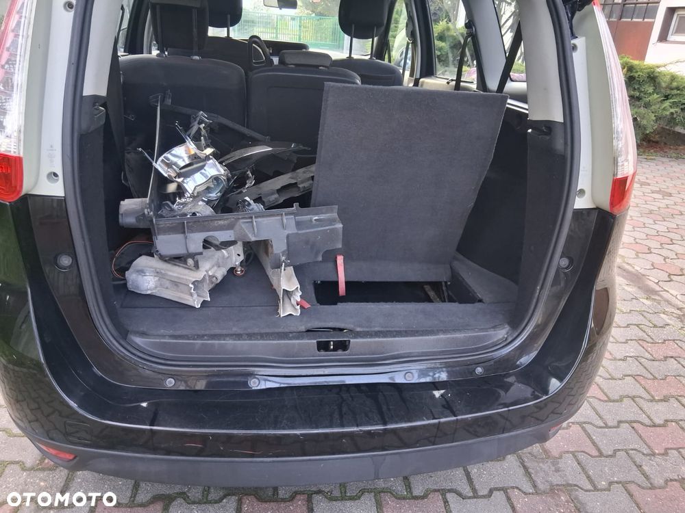 Renault Grand Scenic Energy dCi 110 Start & Stop Expression - 17