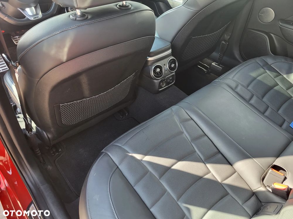 Kia Stinger 3.3 T-GDI V6 GT AWD - 10