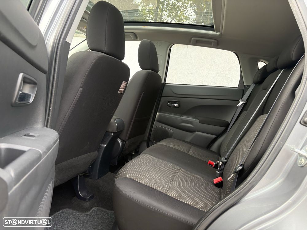 Mitsubishi ASX 1.8 DI-D Instyle - 10