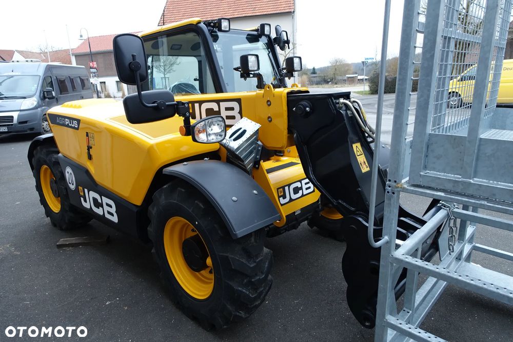 JCB 525-60 AGRI PLUS - 4