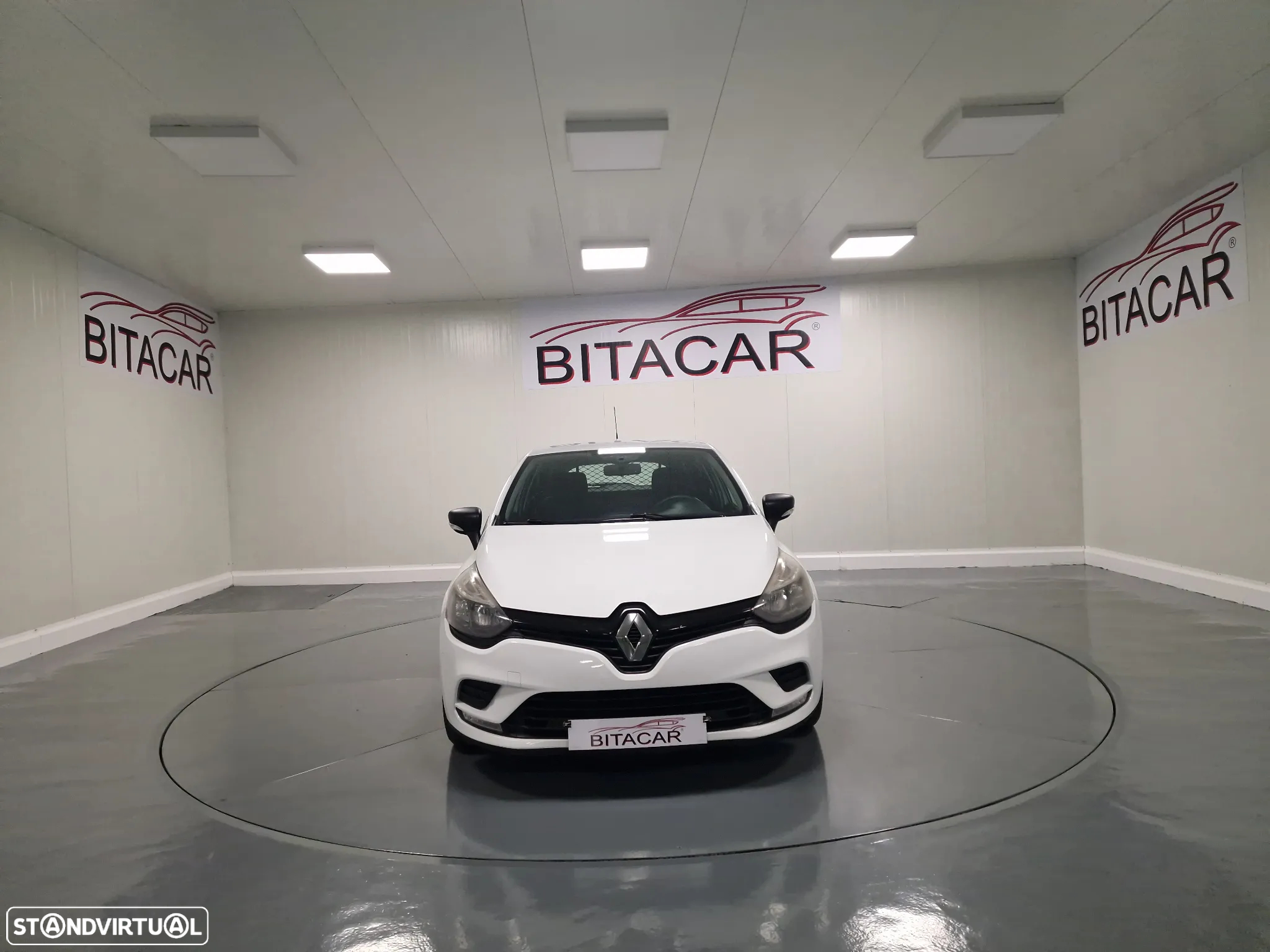 Renault CLIO SOCIETE 1.5 DCI ZEN IVA DEDUTIVEL - 6