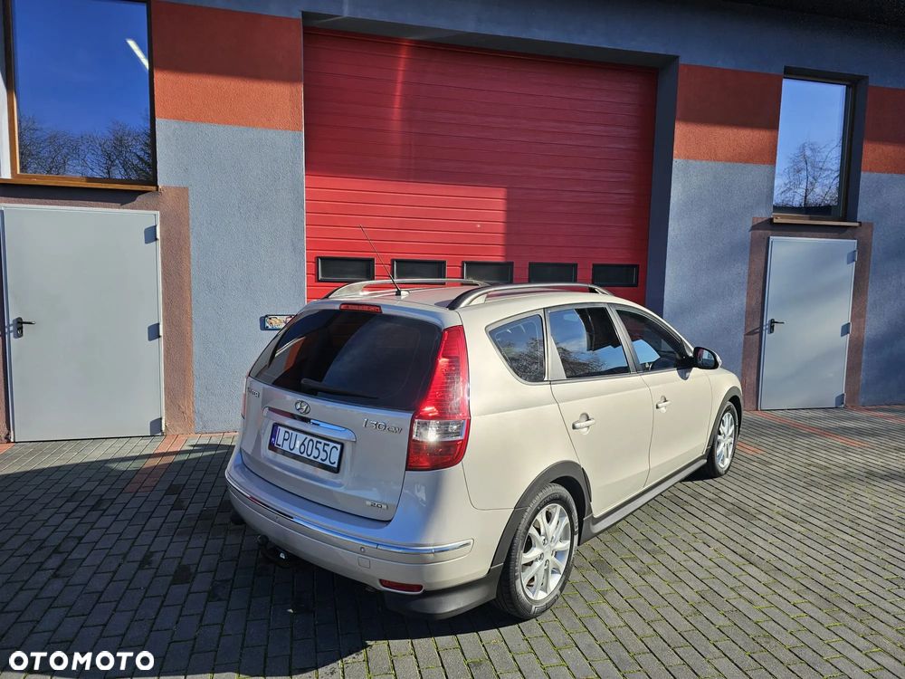 Hyundai i30 i30cw 2.0 Style - 12