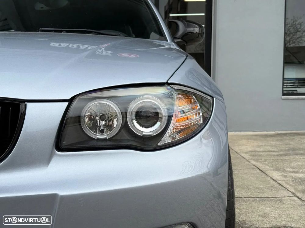 BMW 118 d Pack M - 12