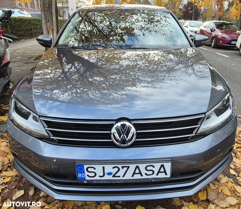 Volkswagen Jetta 1.4 TSI Comfortline - 2