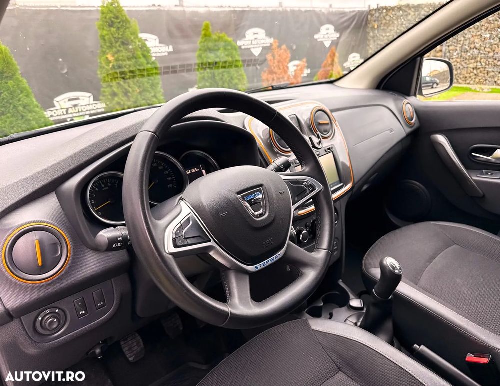 Dacia Sandero Stepway dCi 90 S&S Prestige - 17