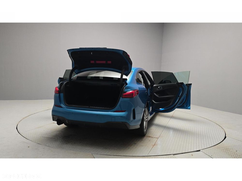 BMW Seria 2 218i M Sport - 12