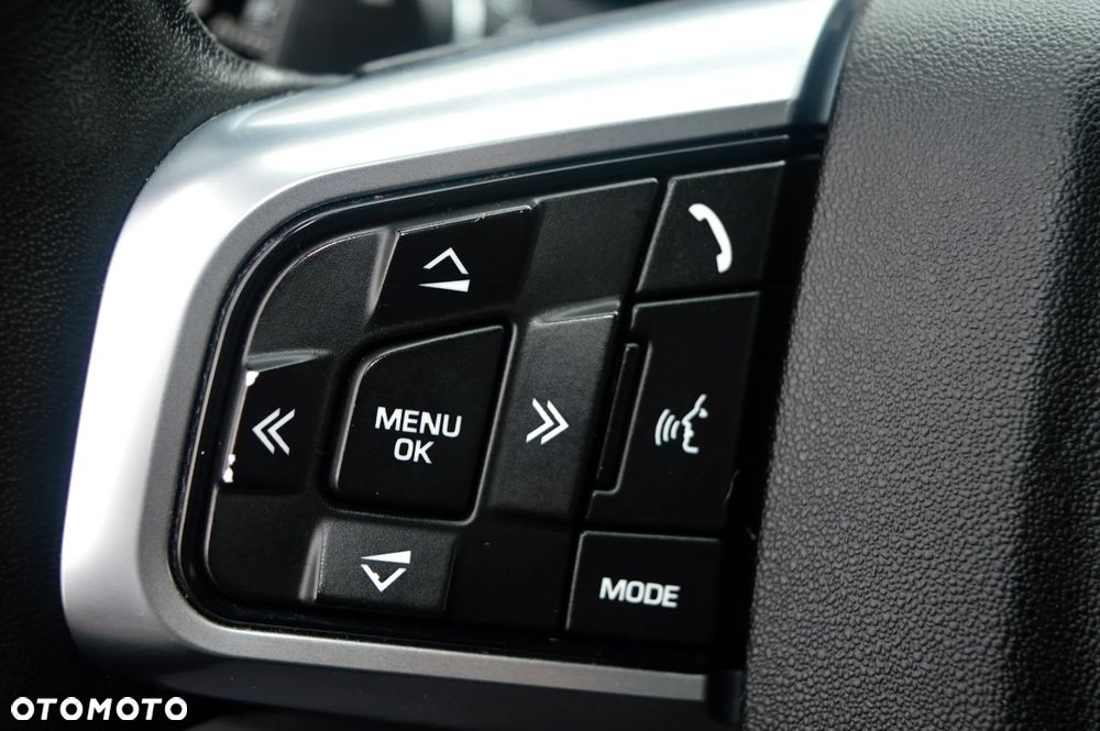 Land Rover Discovery Sport - 35