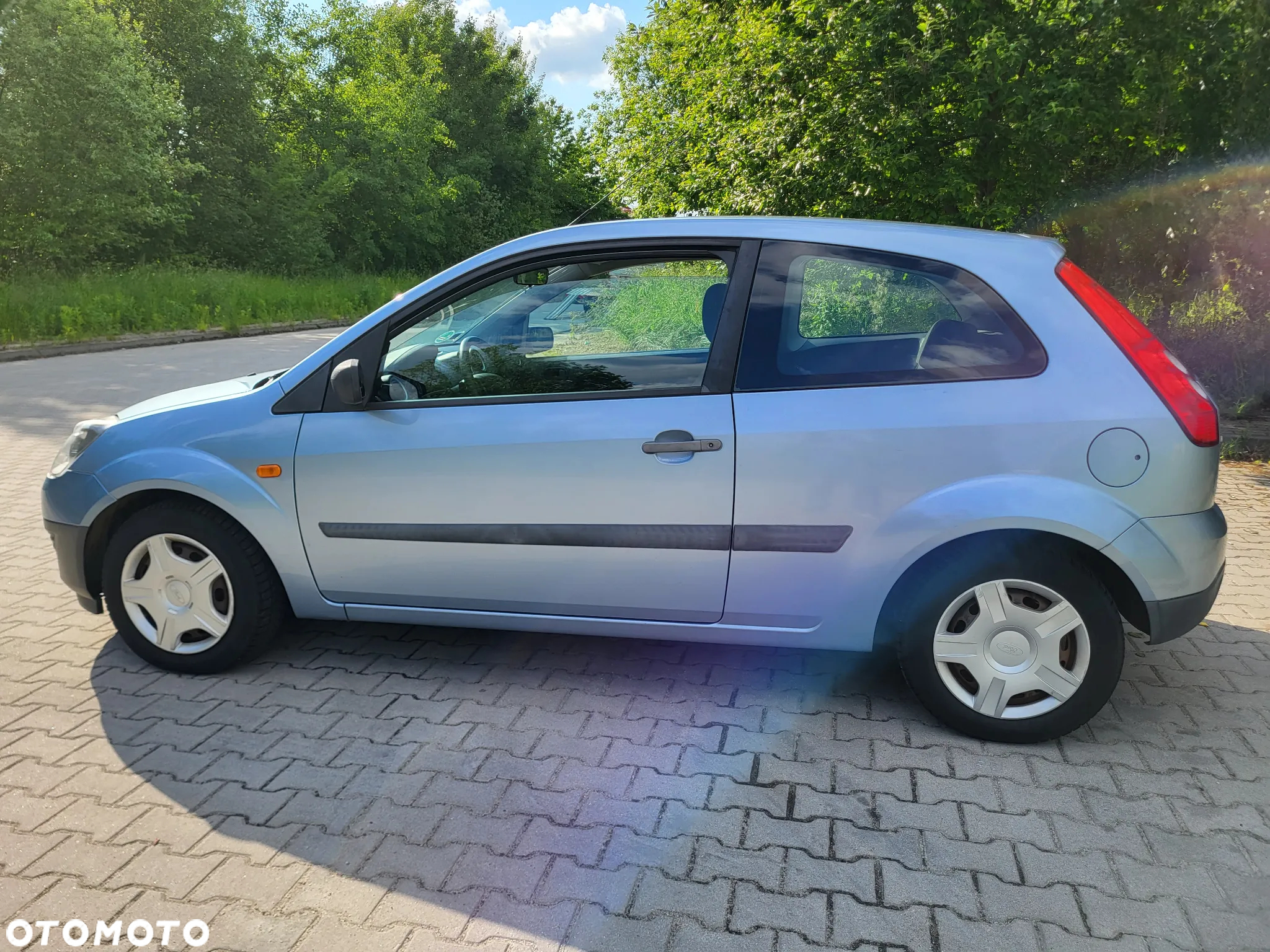 Ford Fiesta - 2