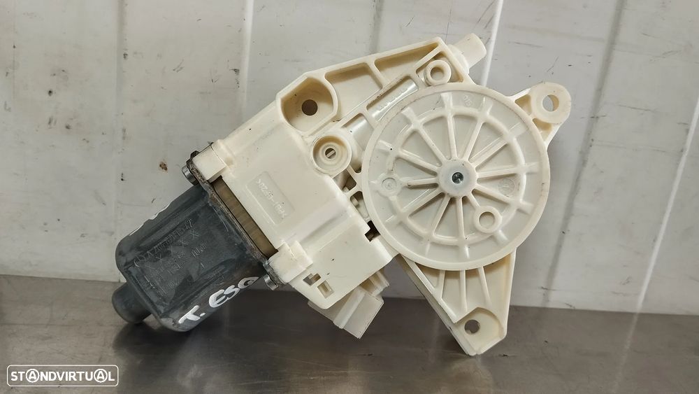 MOTOR ELETRICO DO VIDRO MERCEDES CLASSE C W204 S204 - FRENTE ESQUERDO / DIREITO / TRAS ESQ / TRAS DTO A2048200142 A2048200242 A2048200542 A2048200642 - 8
