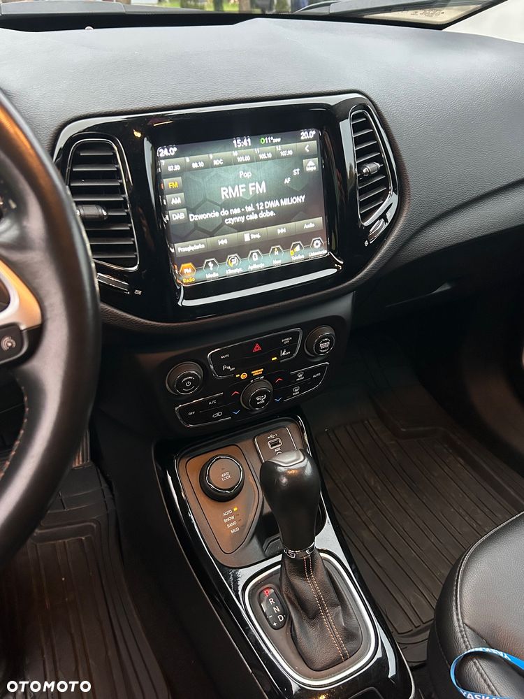 Jeep Compass 1.4 TMair Limited 4WD S&S - 12