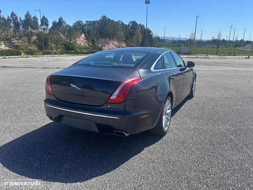 Jaguar XJ 3.0 D V6 Luxury - 6