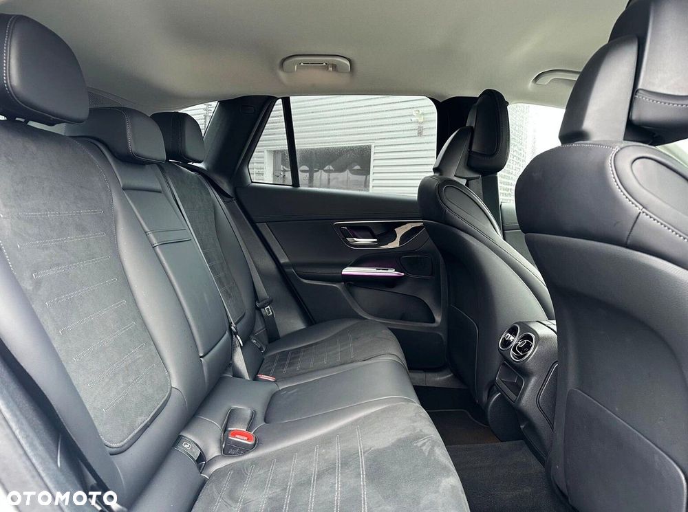 Mercedes-Benz GLC - 15