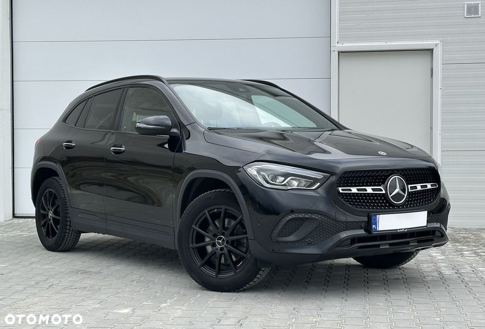 Mercedes-Benz GLA 200 4-Matic Progressive - 8
