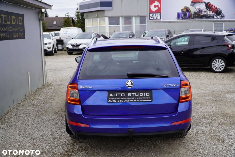 Skoda Octavia 2.0 TDI DSG Style - 34
