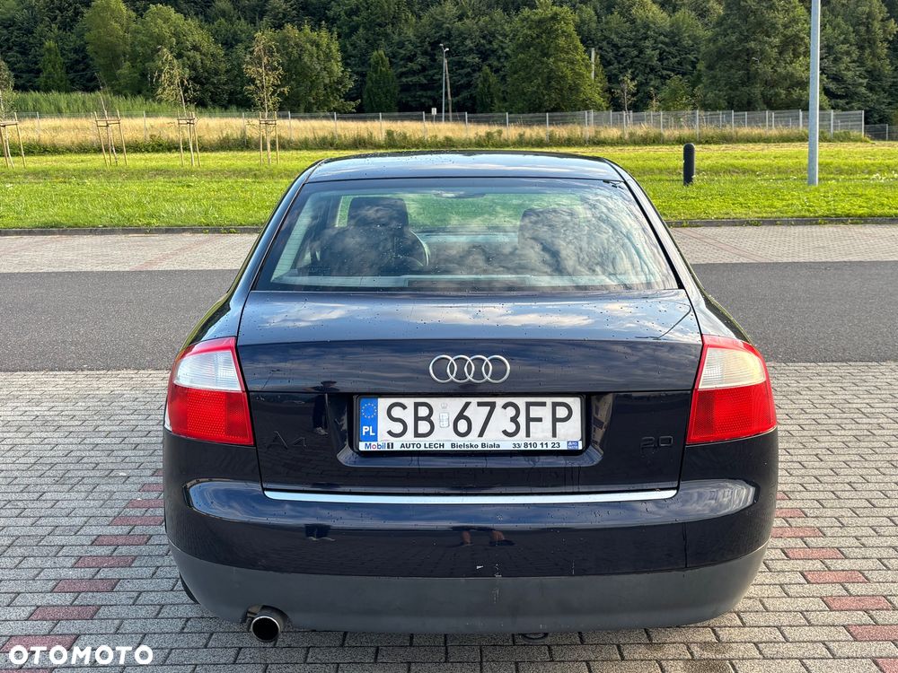 Audi A4 Limousine - 5