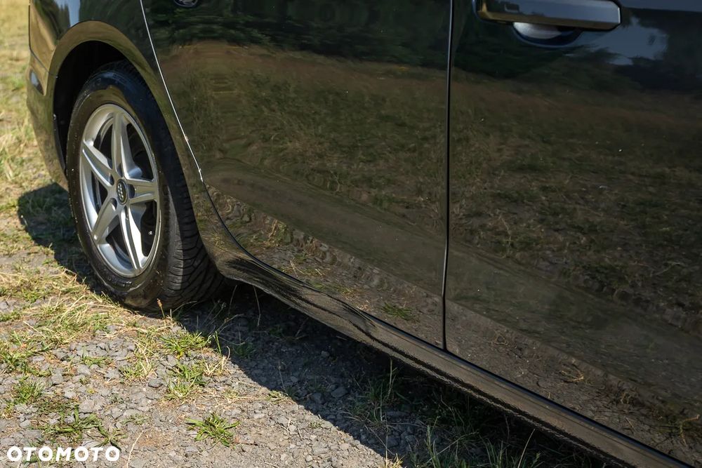 Audi A4 Avant 35 TDI S tronic - 14
