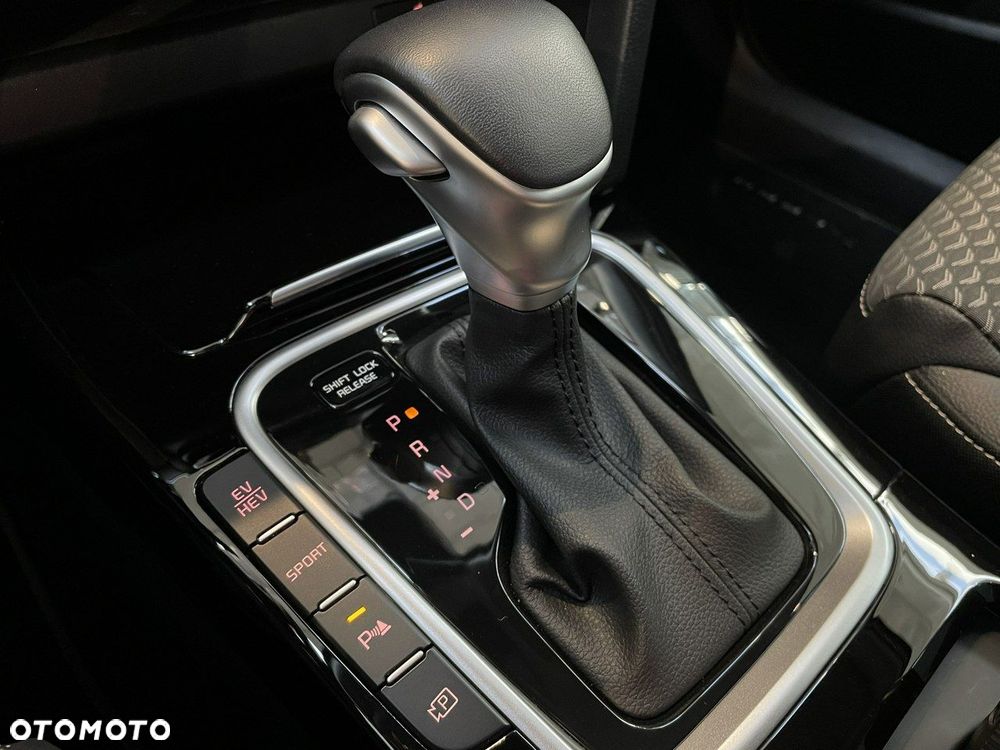 Kia XCeed - 21