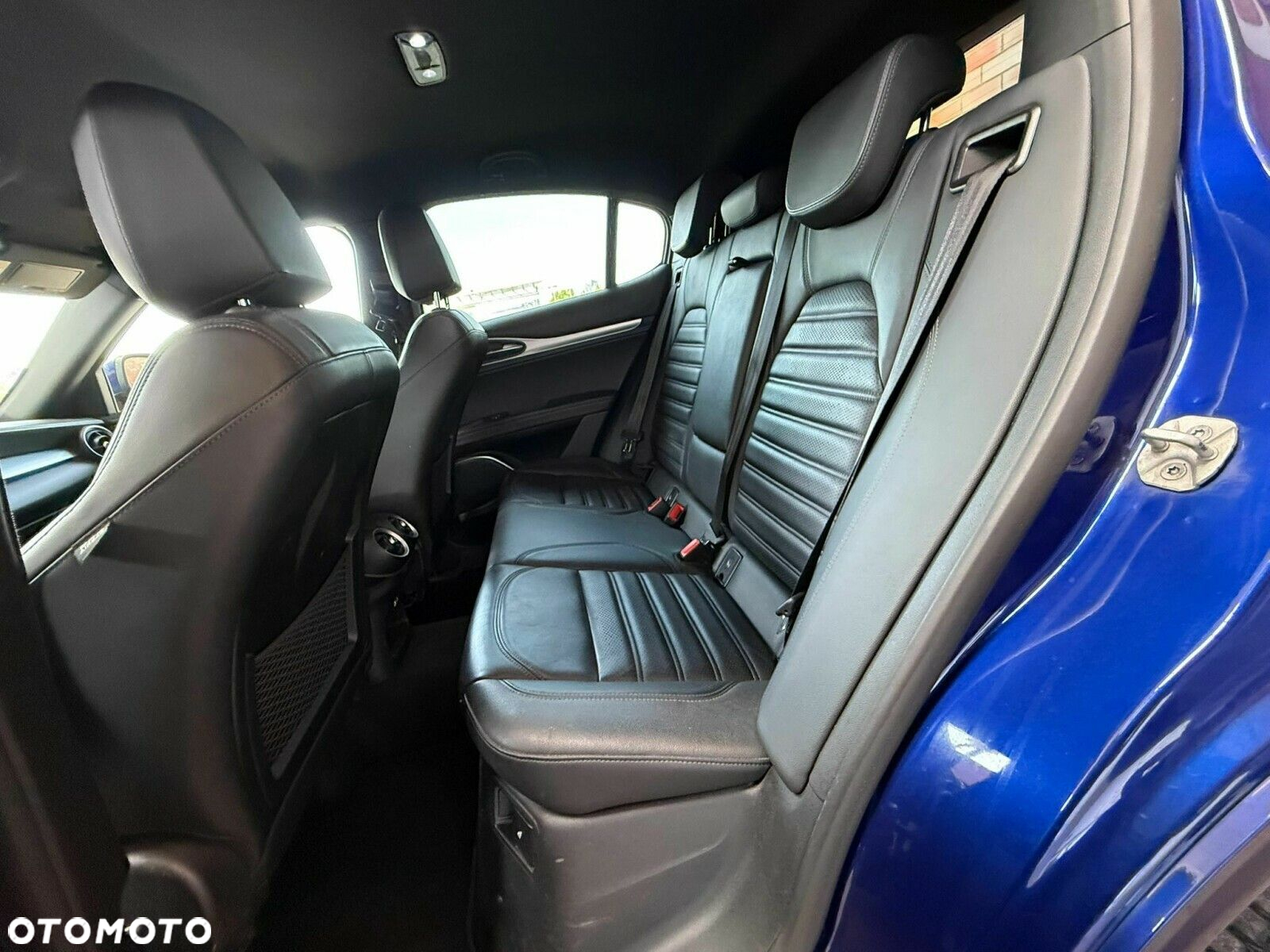 Alfa Romeo Stelvio - 11