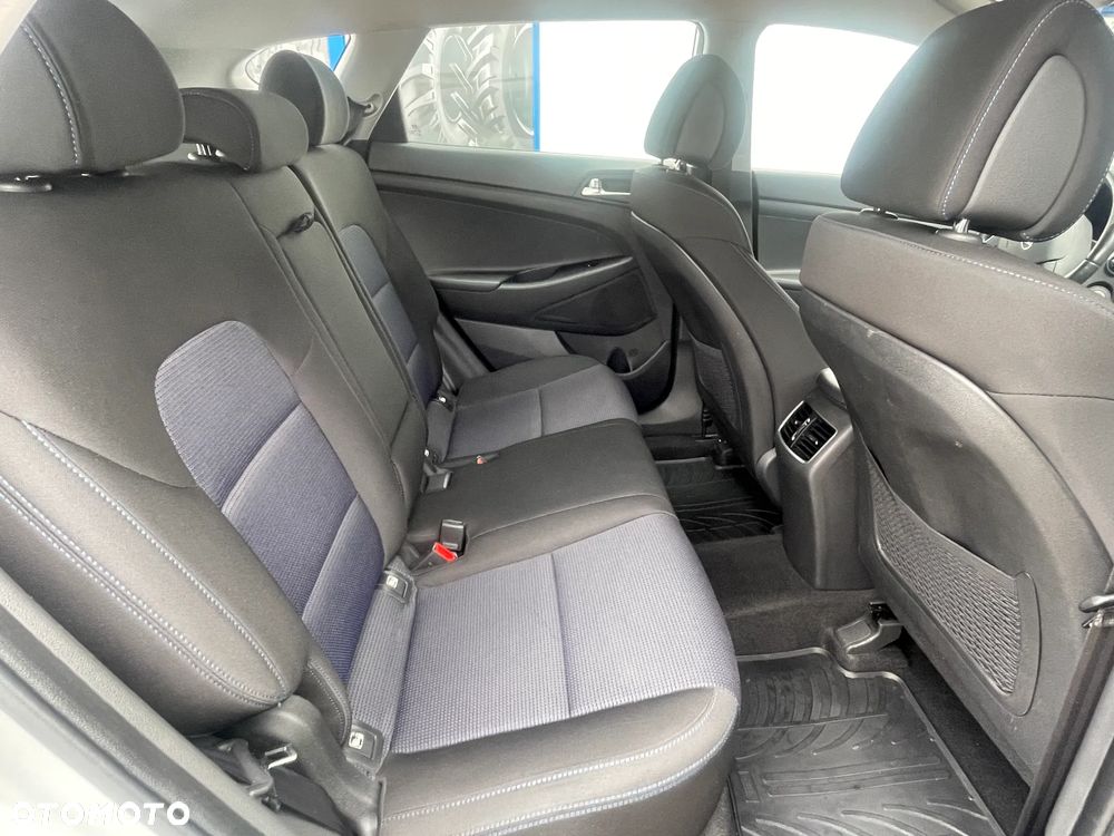 Hyundai Tucson 2.0 CRDI BlueDrive Comfort 2WD - 29