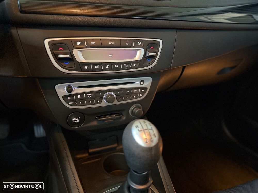 Renault Mégane 1.5 dCi Dynamique - 17