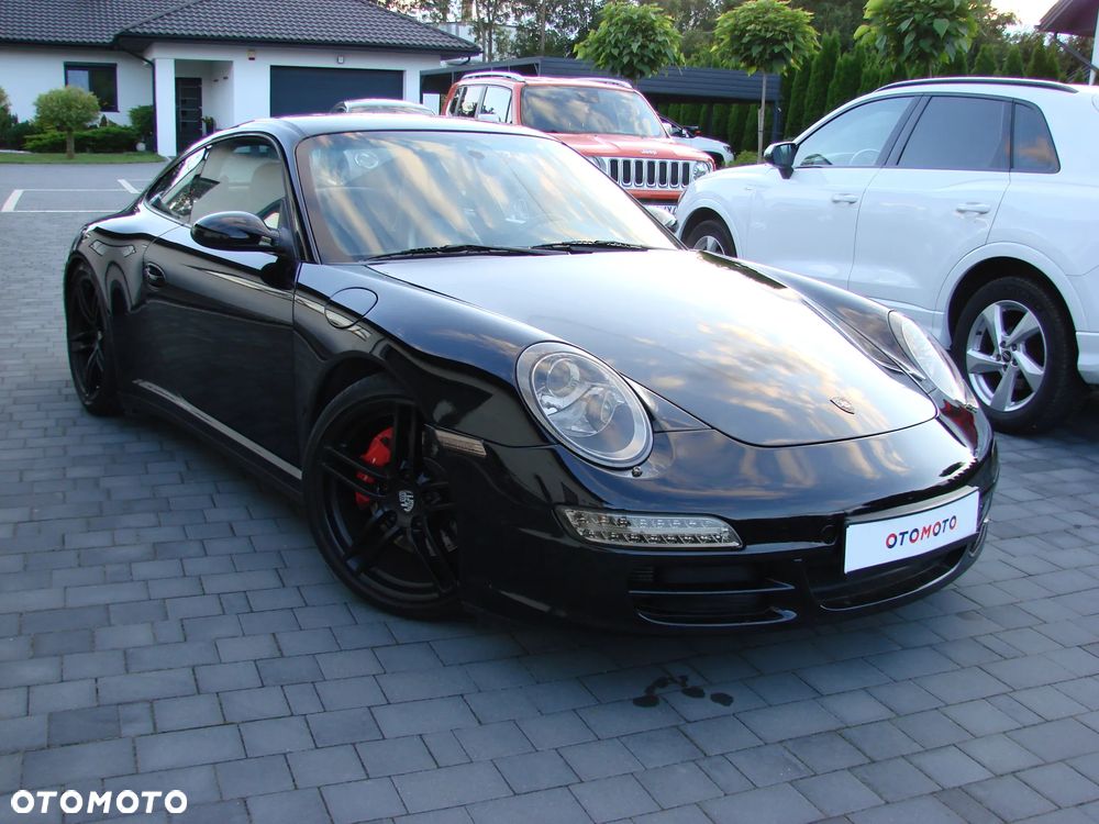 Porsche 911 Carrera 4 S - 5