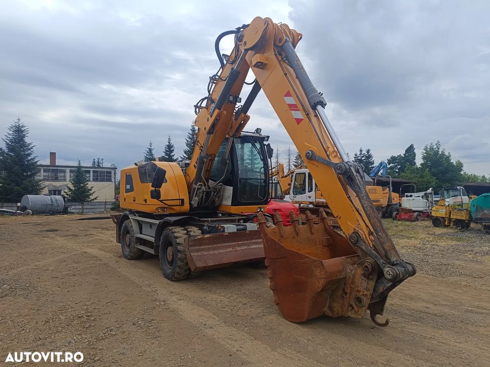 Liebherr A916 - 5