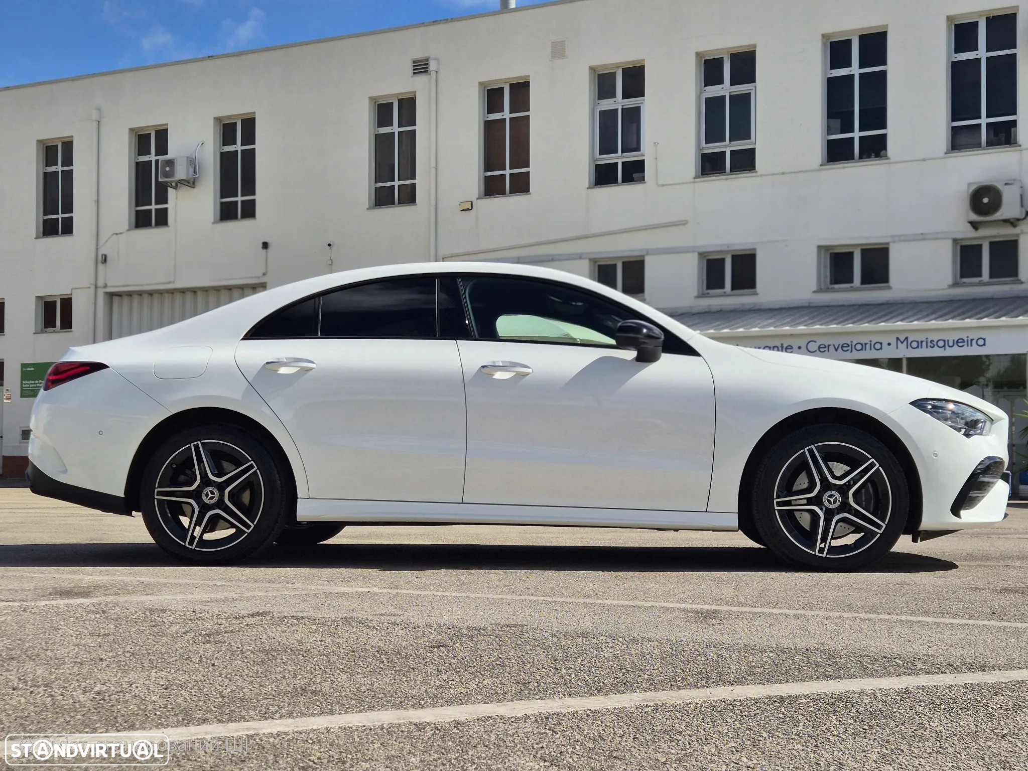Mercedes-Benz CLA 250 e 8G-DCT AMG Line - 3