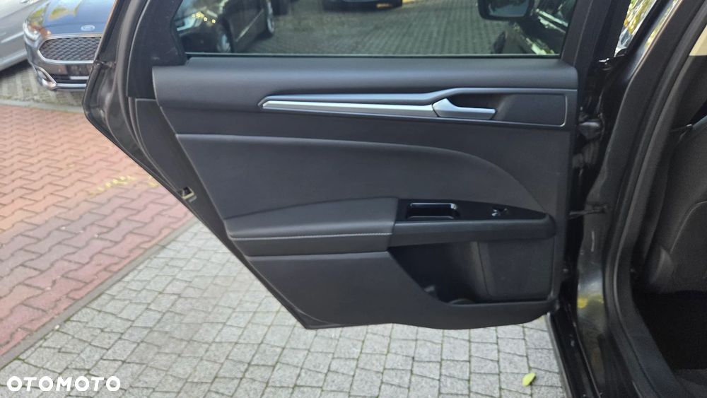 Ford Mondeo 2.0 TDCi STart-Stopp Titanium - 30