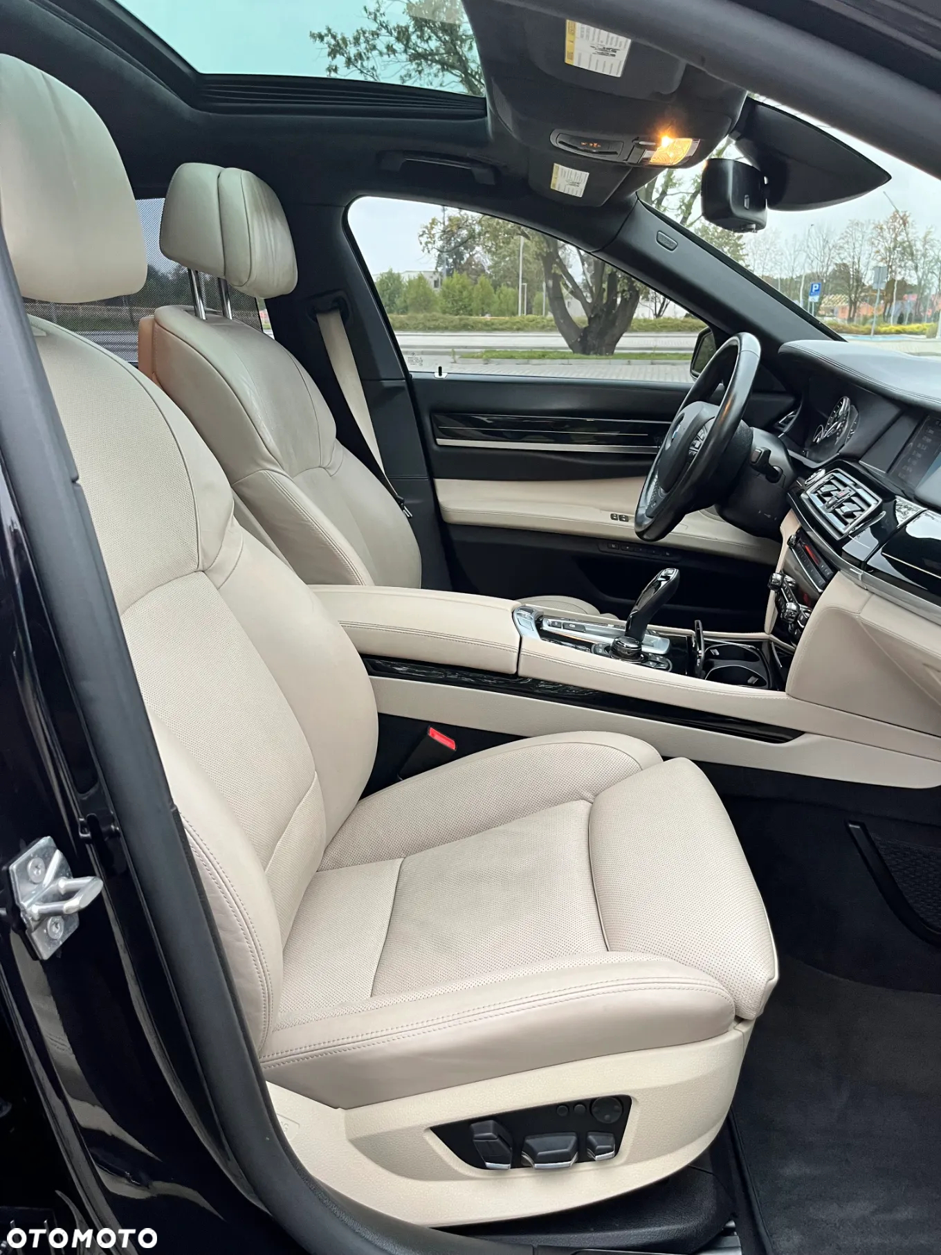 BMW Seria 7 760Li - 13