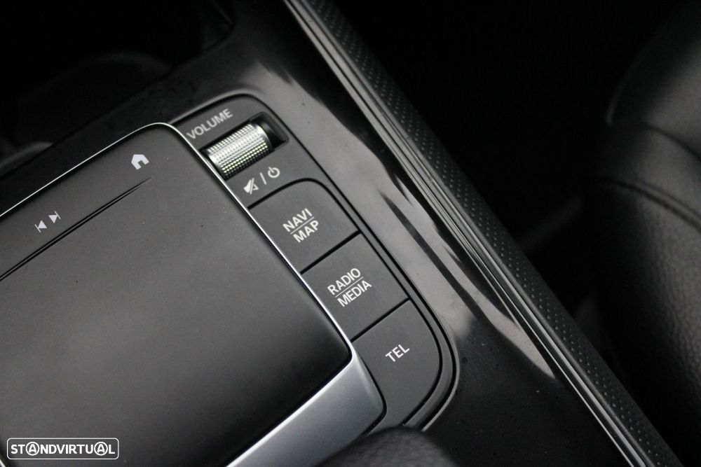 Mercedes-Benz GLB 180 d Style - 30
