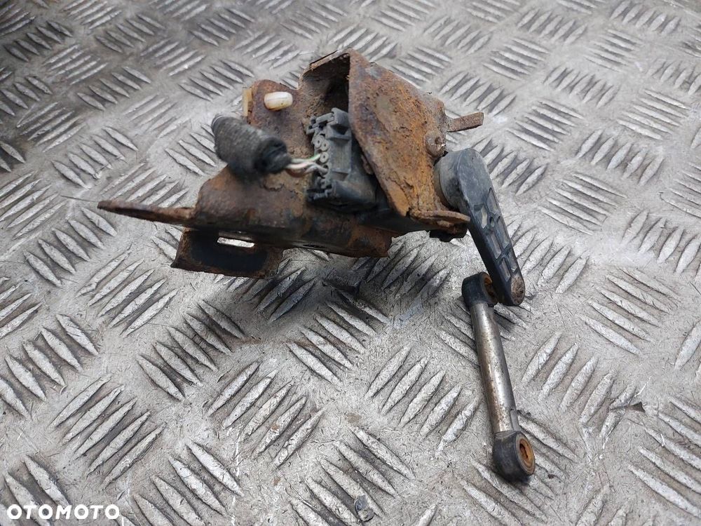 CZUJNIK POZIOMOWANIA ŚWIATEŁ XENON OPEL ZAFIRA B LIFT - 2