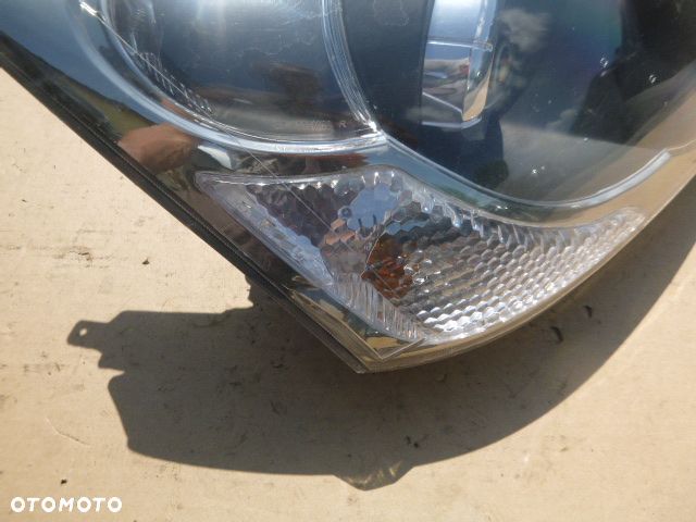 LAMPA PRAWY PRZÓD PRAWA PRZEDNIA HONDA CIVIC VII LIFT HB 5D 04-06 - 9